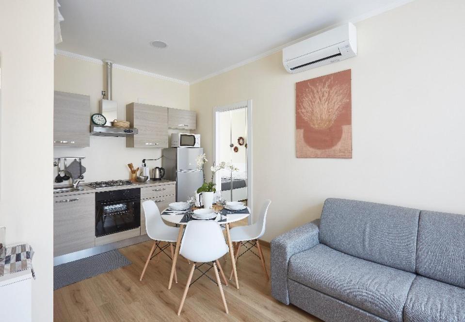 Beautiful Bohemian Apartment In Center Conditioned Air Como Exteriör bild