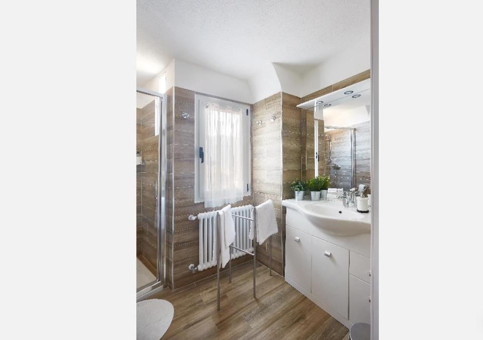 Beautiful Bohemian Apartment In Center Conditioned Air Como Exteriör bild