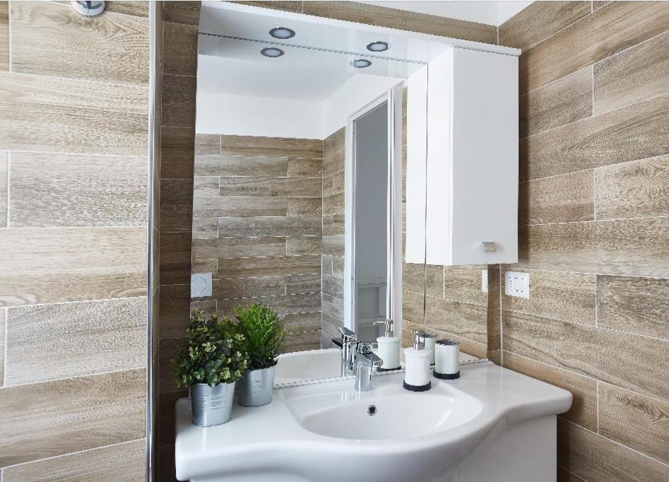 Beautiful Bohemian Apartment In Center Conditioned Air Como Exteriör bild